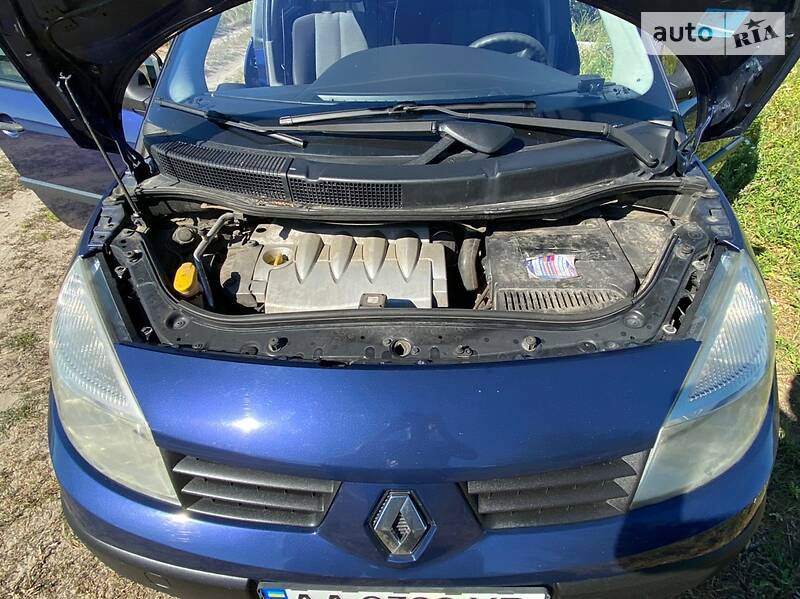 Хетчбек Renault Megane Scenic 2006 в Києві