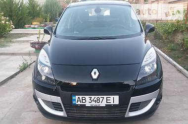 Минивэн Renault Megane Scenic 2011 в Ямполе