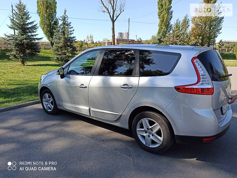Универсал Renault Megane Scenic 2015 в Виннице