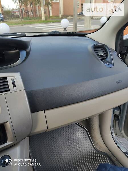 Минивэн Renault Megane Scenic 2005 в Коломые