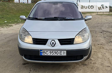 Хэтчбек Renault Megane Scenic 2005 в Новой Каховке