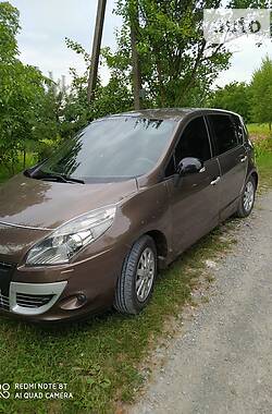 Минивэн Renault Megane Scenic 2011 в Дубно