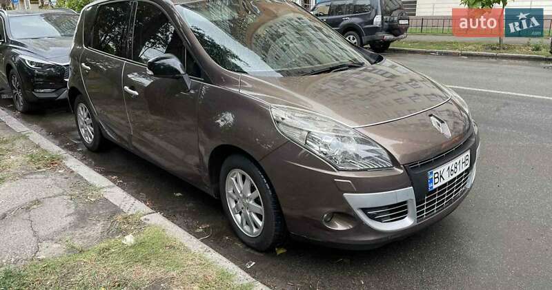 Минивэн Renault Megane Scenic 2011 в Дубно фото 11 Минивэн Renault Megane Scenic 2011 в Дубно