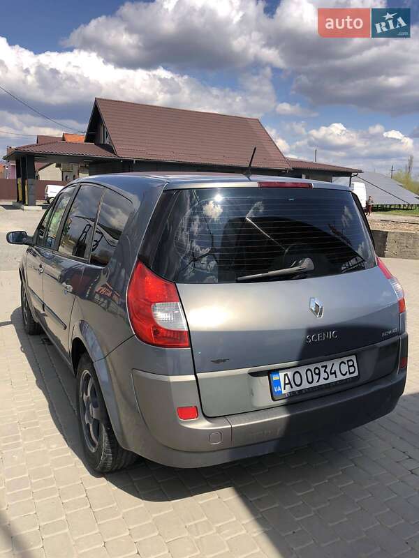 Минивэн Renault Megane Scenic 2007 в Виноградове