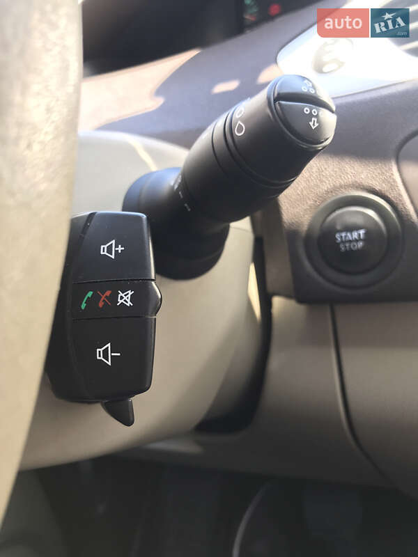 Мінівен Renault Megane Scenic 2010 в Івано-Франківську фото 9 Мінівен Renault Megane Scenic 2010 в Івано-Франківську