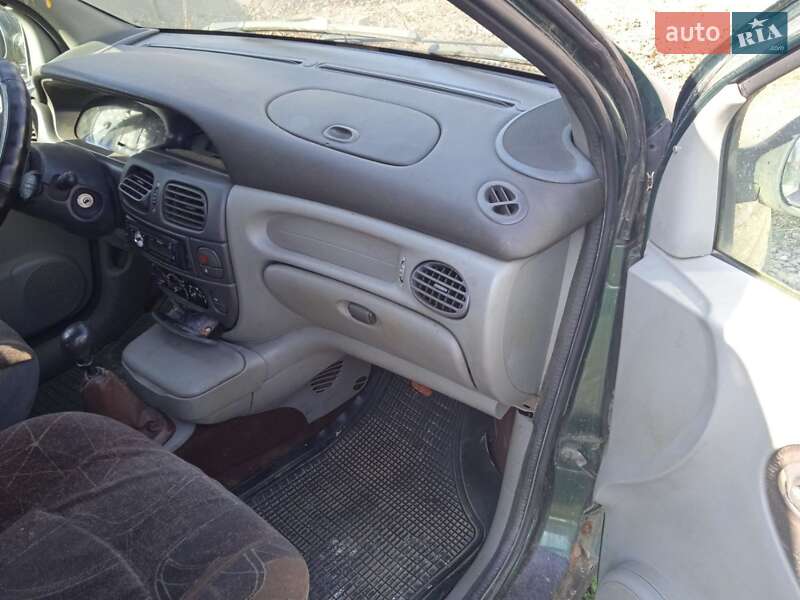 Мінівен Renault Megane Scenic 1999 в Ужгороді