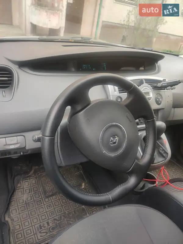 Минивэн Renault Megane Scenic 2007 в 