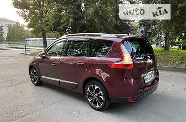 Минивэн Renault Megane Scenic 2015 в Коростышеве