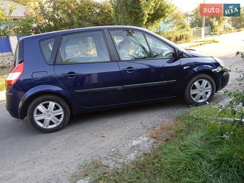 Минивэн Renault Megane Scenic 2005 в Гайвороне