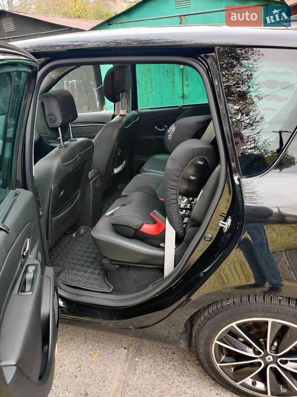 Мінівен Renault Megane Scenic 2013 в Одесі