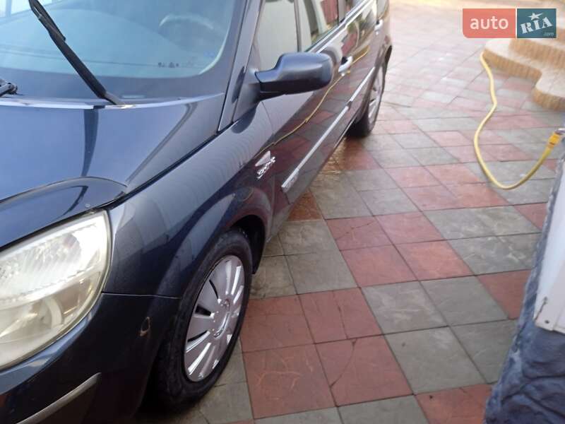 Минивэн Renault Megane Scenic 2005 в Ковеле