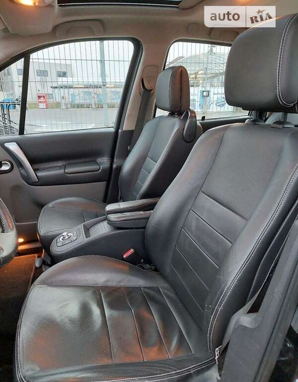 Мінівен Renault Megane Scenic 2009 в Сумах