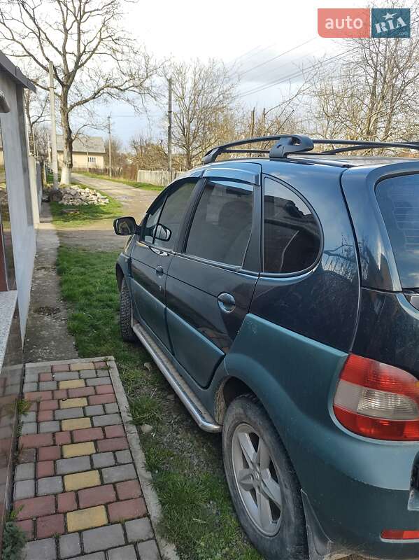 Минивэн Renault Megane Scenic 2001 в Тячеве