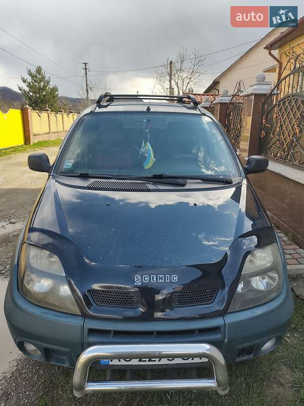 Минивэн Renault Megane Scenic 2001 в Тячеве