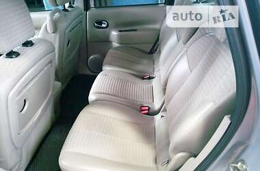 Минивэн Renault Megane Scenic 2003 в Запорожье