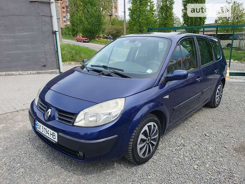 Минивэн Renault Megane Scenic 2005 в 