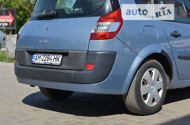 Минивэн Renault Megane Scenic 2006 в 