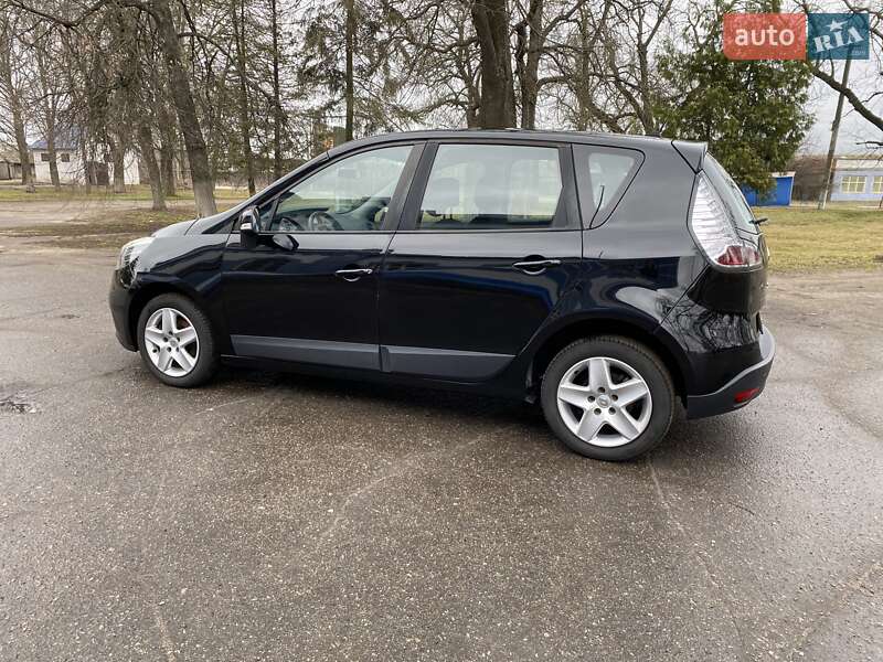 Минивэн Renault Megane Scenic 2012 в Лебедине