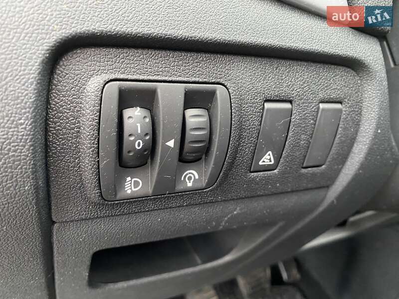 Минивэн Renault Megane Scenic 2012 в Лебедине