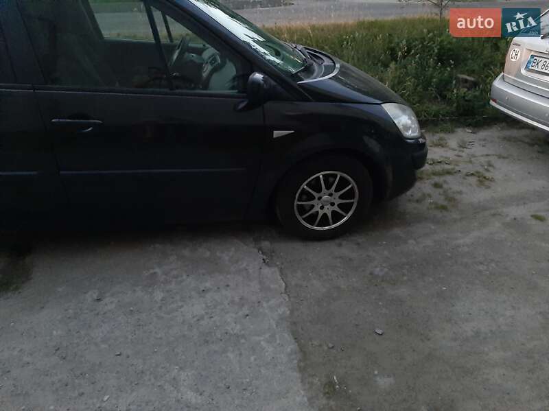 Минивэн Renault Megane Scenic 2007 в Ровно
