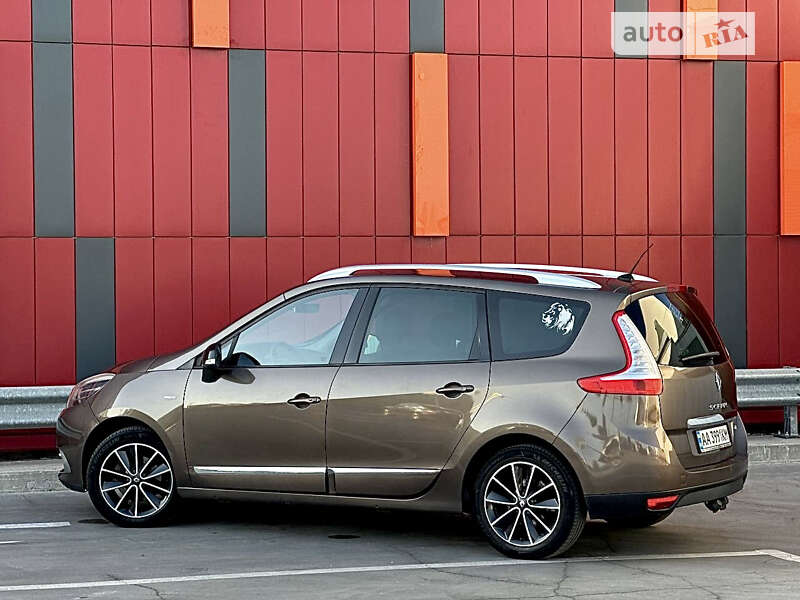 Мінівен Renault Megane Scenic 2012 в Києві фото 12 Мінівен Renault Megane Scenic 2012 в Києві