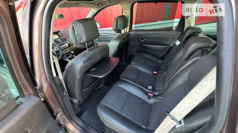 Мінівен Renault Megane Scenic 2012 в Києві фото 23 Мінівен Renault Megane Scenic 2012 в Києві