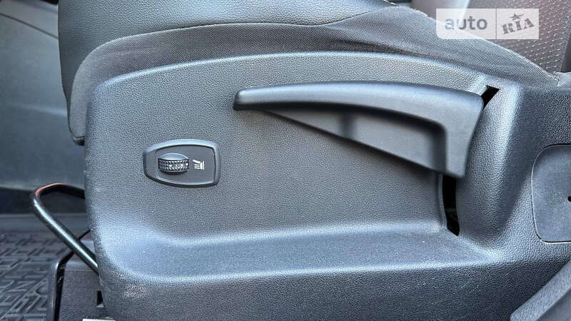 Мінівен Renault Megane Scenic 2012 в Києві фото 38 Мінівен Renault Megane Scenic 2012 в Києві