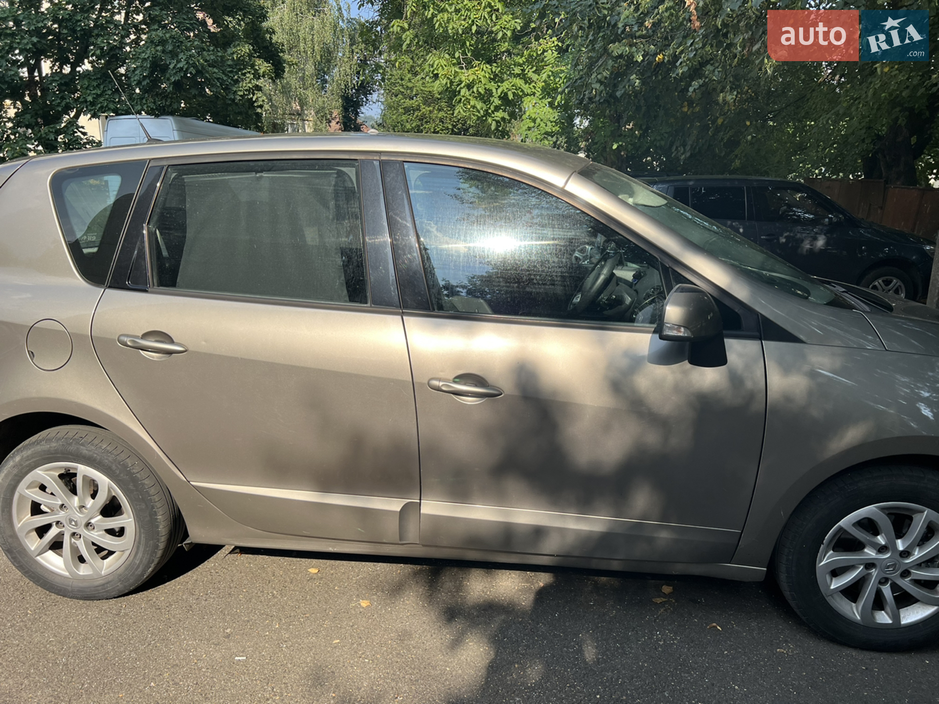 2012 Renault Scenic - мініатюра 2