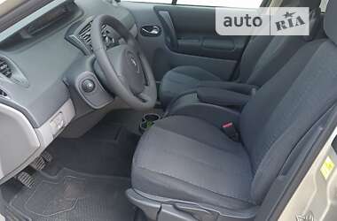 Минивэн Renault Megane Scenic 2006 в 