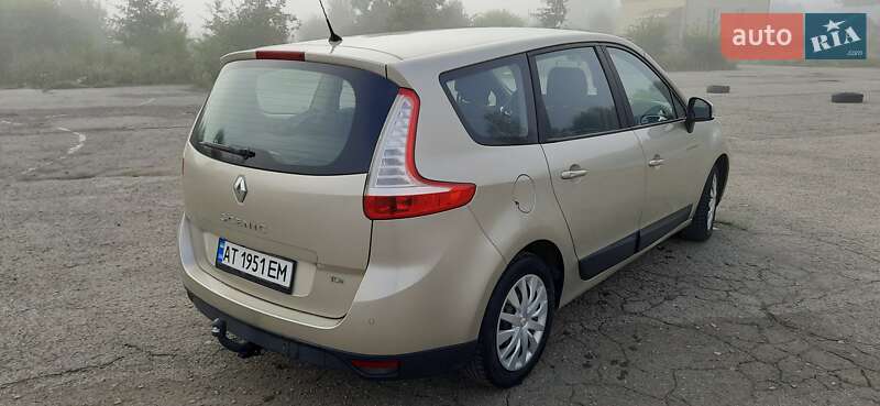 Мінівен Renault Megane Scenic 2009 в Тисмениці