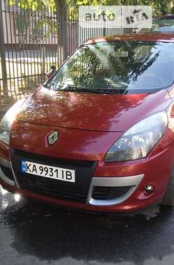 Минивэн Renault Megane Scenic 2011 в Киеве