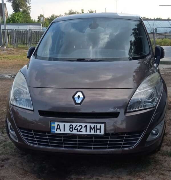 Renault Megane Scenic 2011