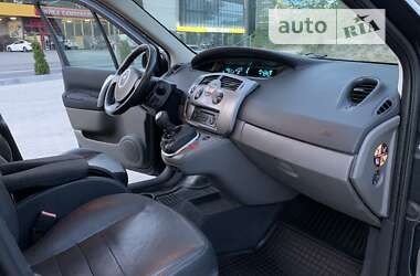 Минивэн Renault Megane Scenic 2008 в 