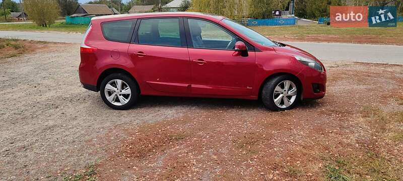 Мінівен Renault Megane Scenic 2010 в Шостці