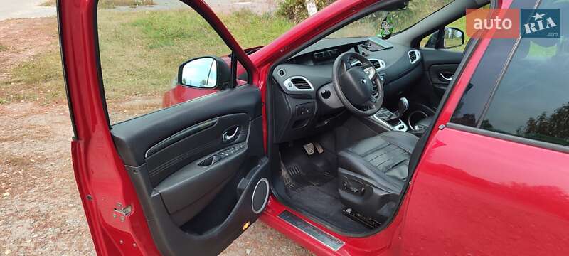 Мінівен Renault Megane Scenic 2010 в Шостці