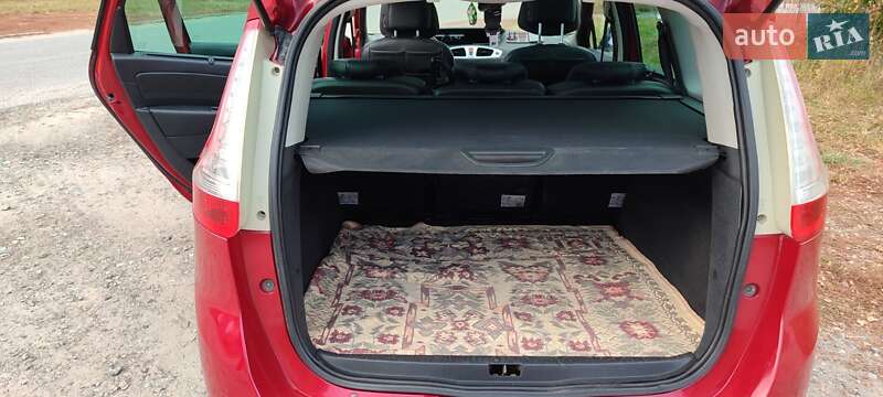 Мінівен Renault Megane Scenic 2010 в Шостці