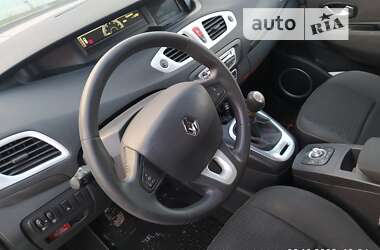 Мінівен Renault Megane Scenic 2010 в Чернівцях