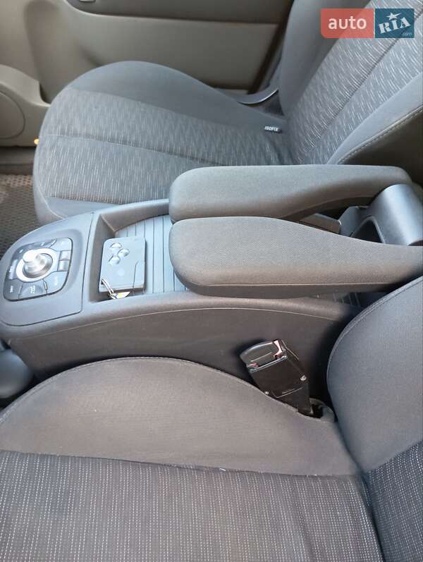 Минивэн Renault Megane Scenic 2007 в Ивано-Франковске