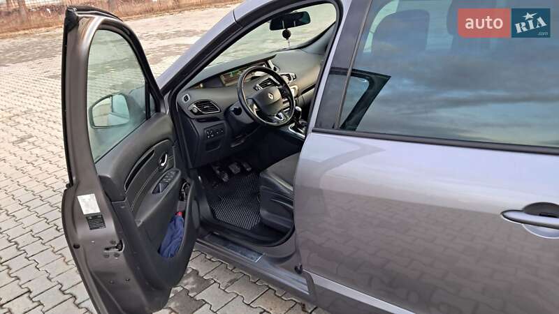 Мінівен Renault Megane Scenic 2013 в Чернівцях