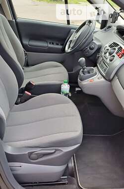 Мінівен Renault Megane Scenic 2009 в 