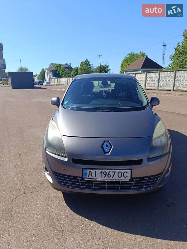 Мінівен Renault Megane Scenic 2010 в Борисполі