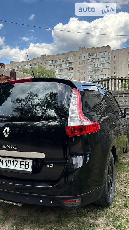 Мінівен Renault Megane Scenic 2010 в Сумах