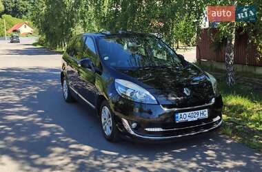 Мінівен Renault Megane Scenic 2012 в 