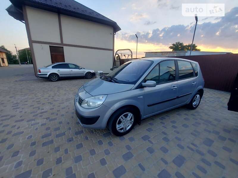 Мінівен Renault Megane Scenic 2003 в Тернополі