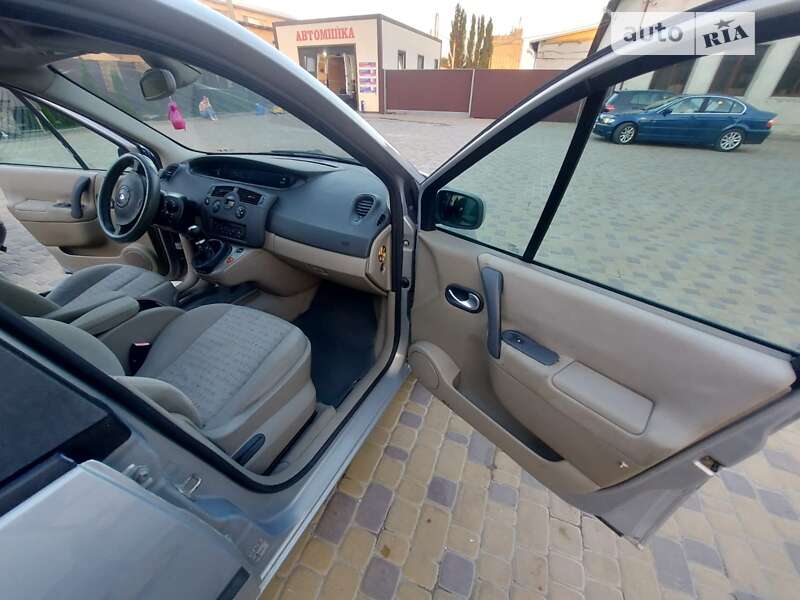 Мінівен Renault Megane Scenic 2003 в Тернополі