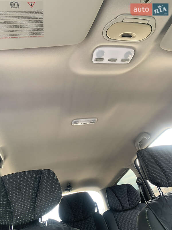 Минивэн Renault Megane Scenic 2009 в Виннице
