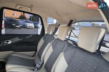 Минивэн Renault Megane Scenic 2003 в 
