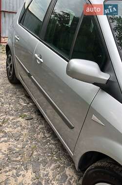 Минивэн Renault Megane Scenic 2006 в 