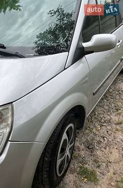 Минивэн Renault Megane Scenic 2006 в 
