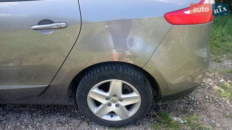 Минивэн Renault Megane Scenic 2016 в Тернополе фото 2 Минивэн Renault Megane Scenic 2016 в Тернополе